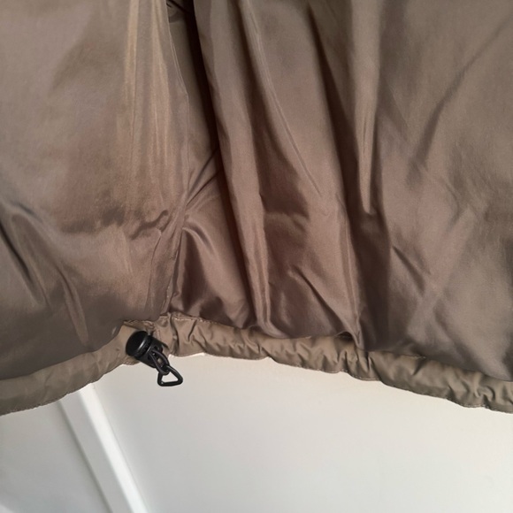 Columbia feather down puffer vest ultra light Beige Brown Water resistant size L - Picture 7 of 9